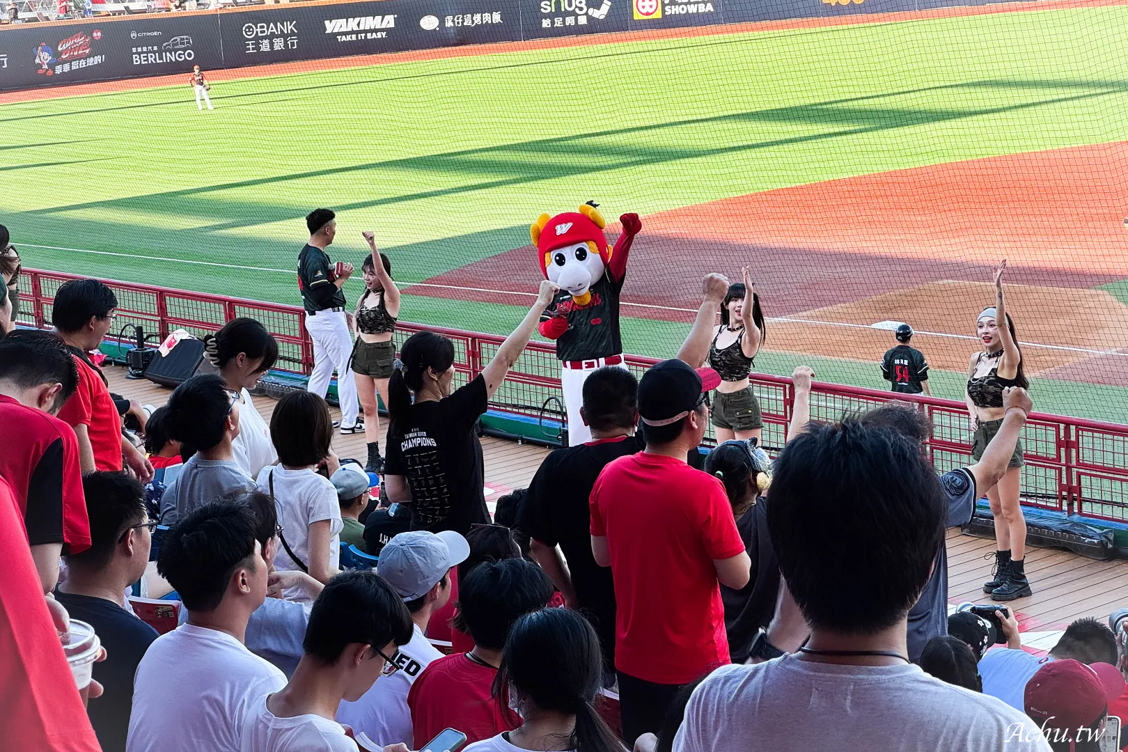 天母棒球場