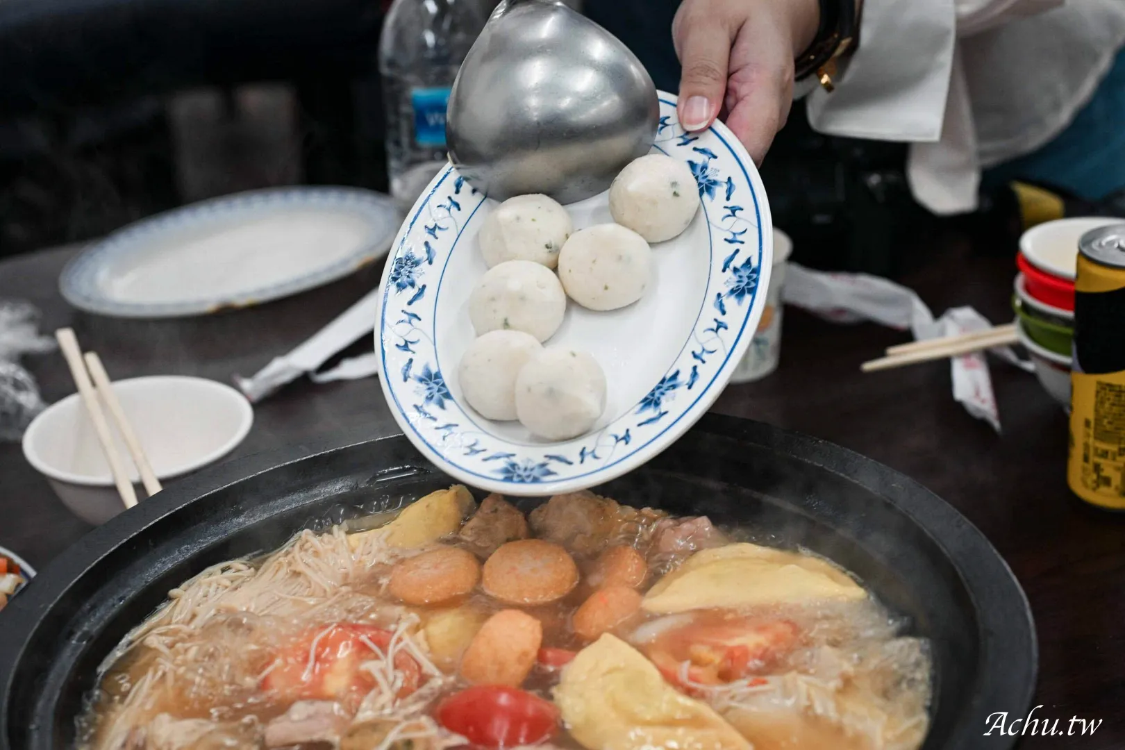 曾德自助火鍋城