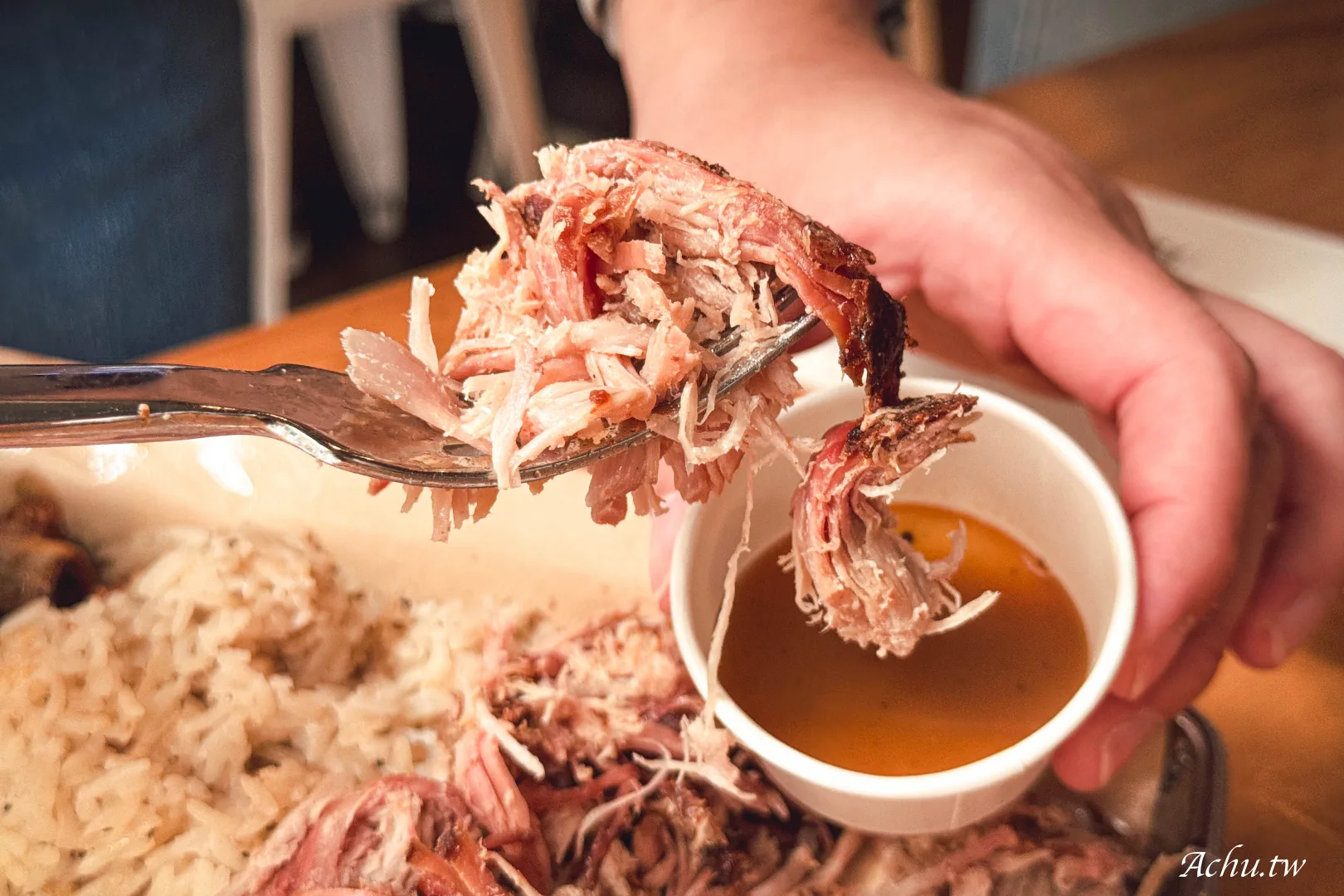 網站近期文章：【南京復興美食】爸爸Kevin美食BBQ，道地德州風味讓老饕驚呼彷彿置身美國