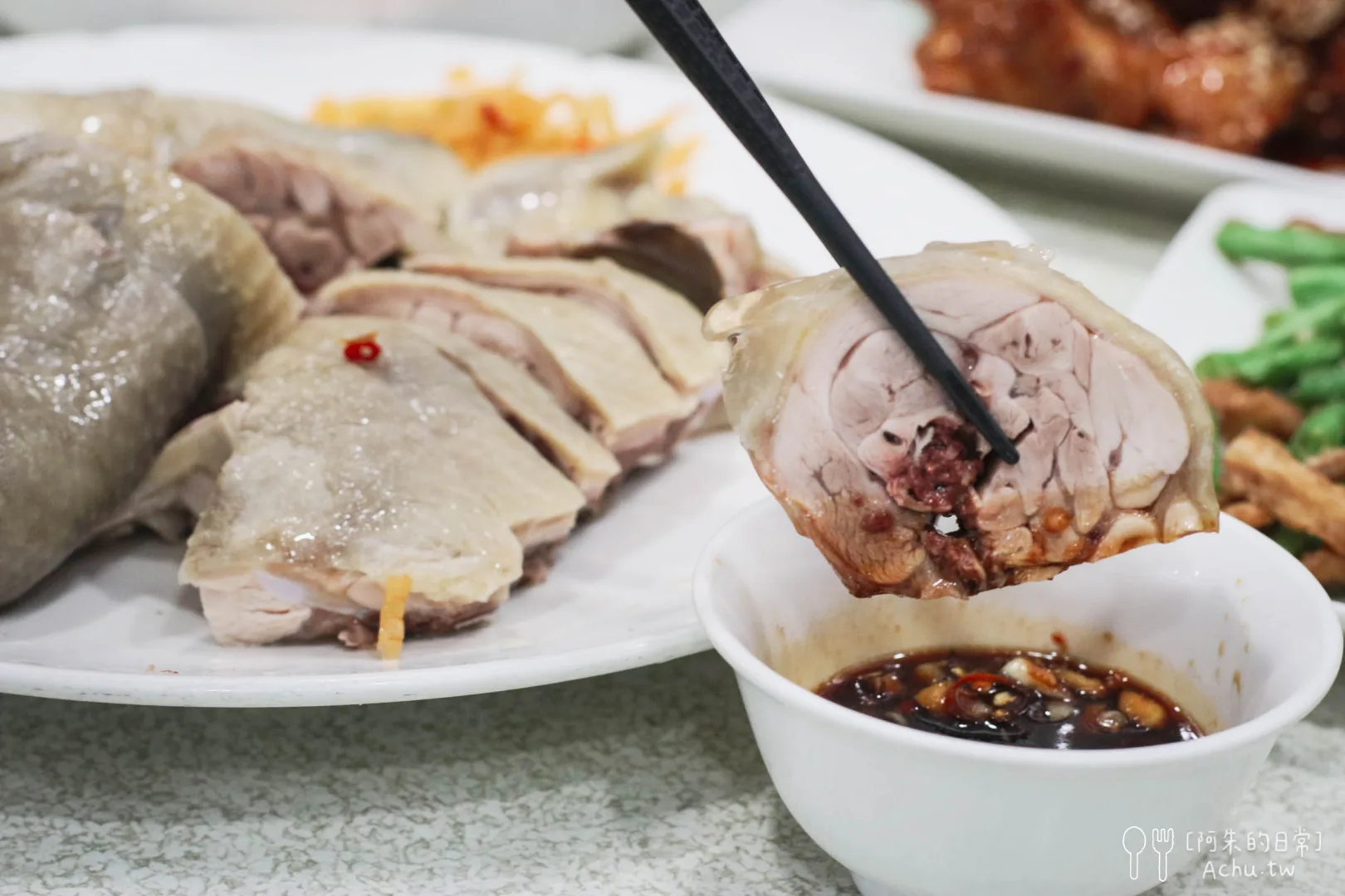即時熱門文章：【內湖美食】大湖餐館，三十年如一日的好味道，在地人的秘密食堂