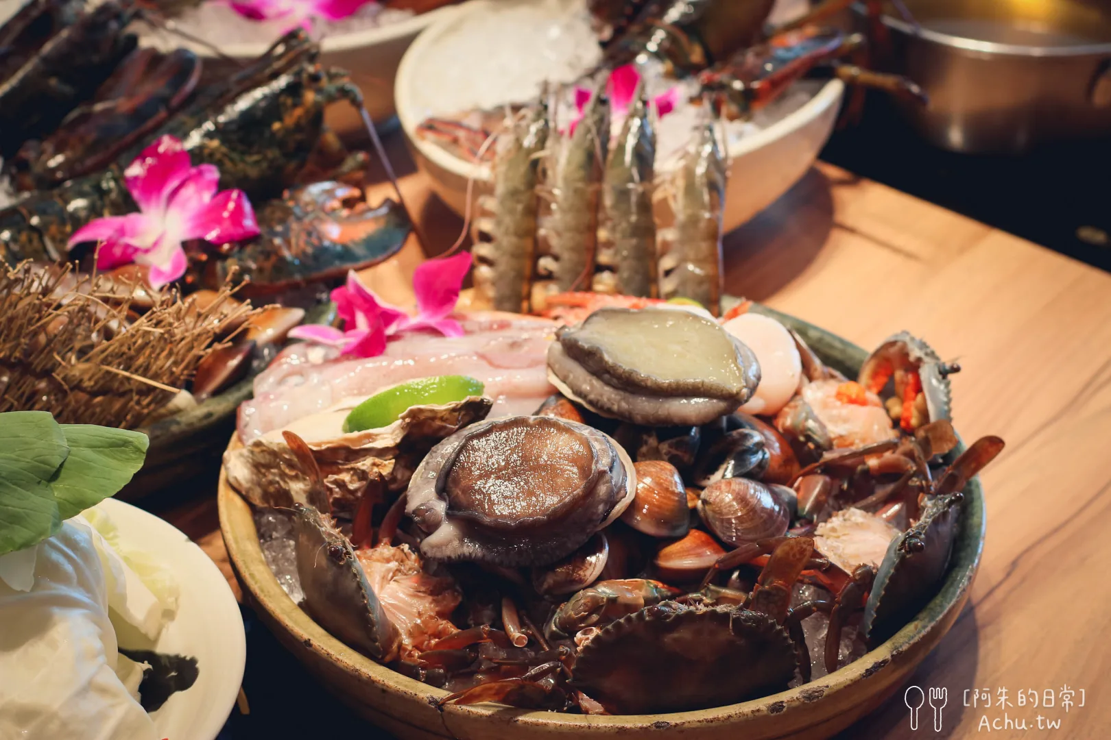 網站近期文章：【永和美食】小海水產民生店｜龍蝦海鮮鍋澎湃到滿桌，新鮮度爆棚的在地人氣王