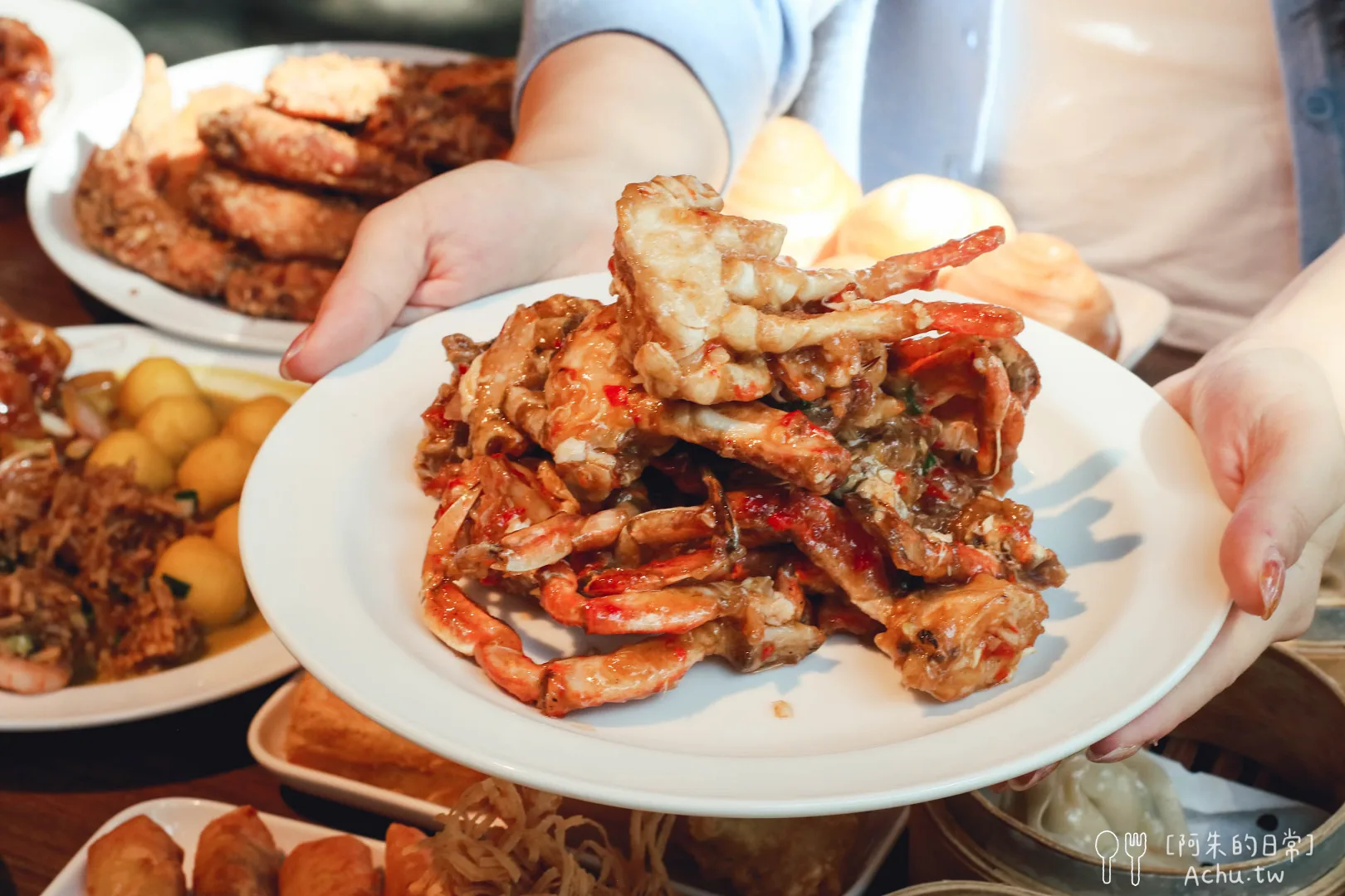 村民食堂廚窗港點