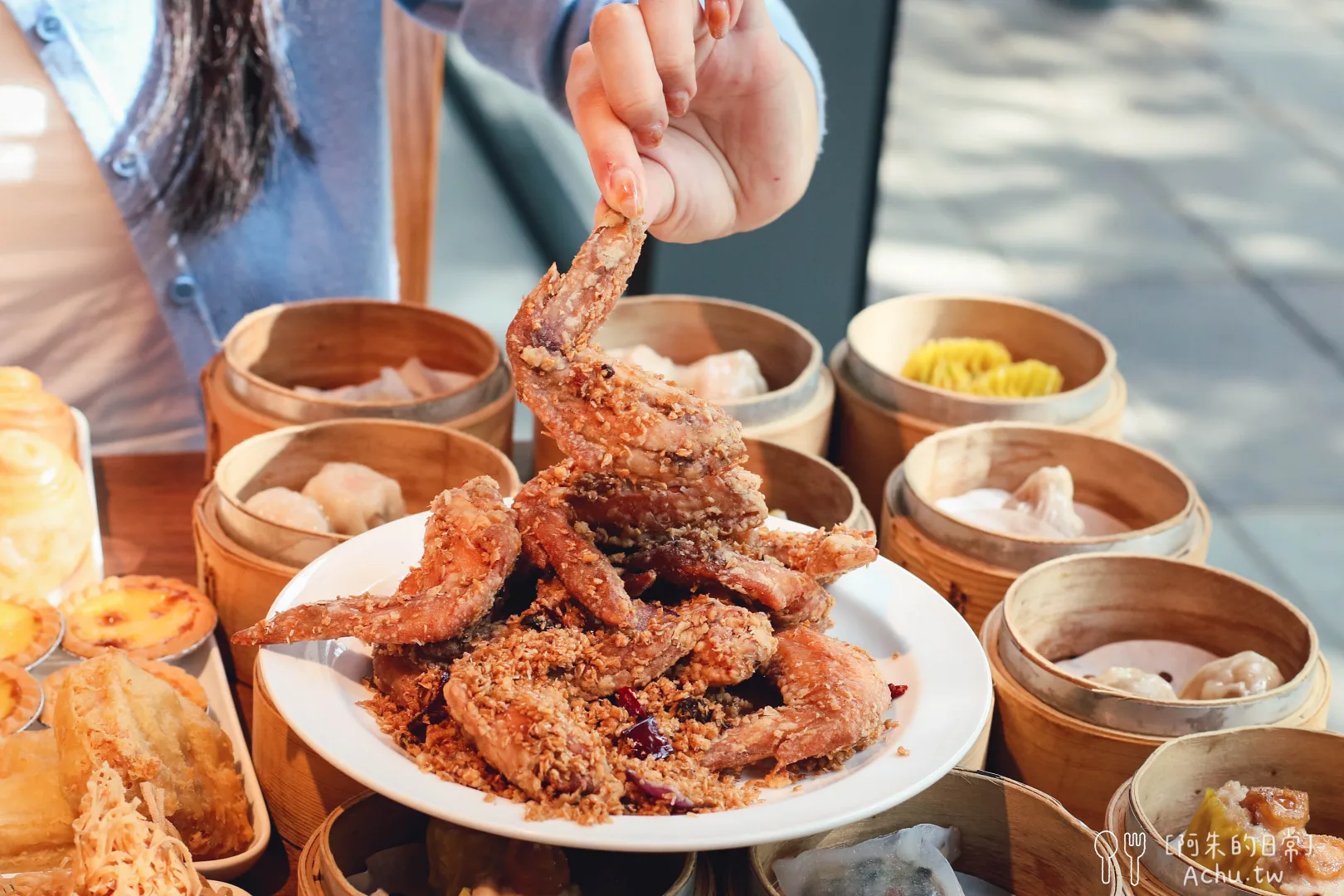 村民食堂廚窗港點