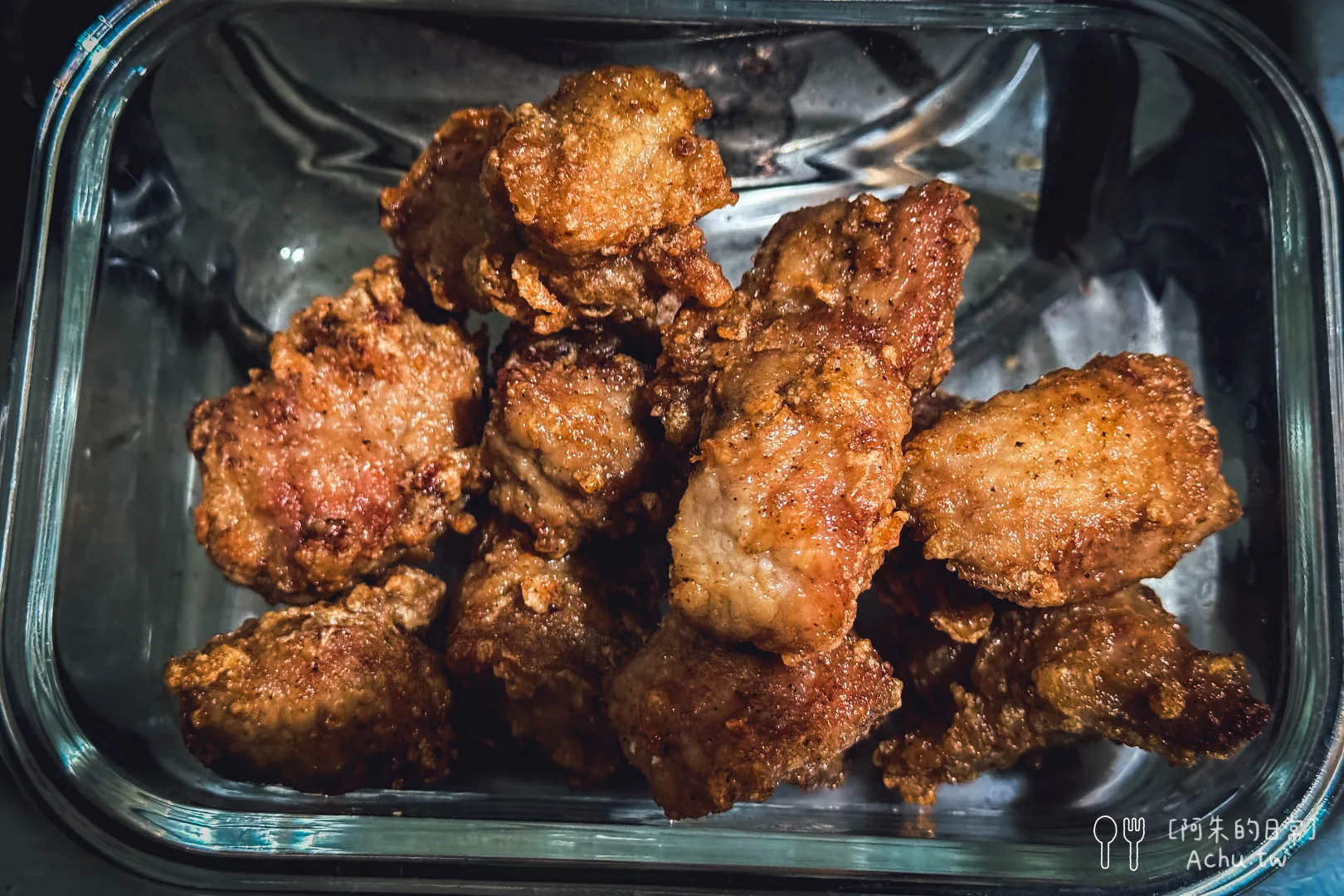 何家百年祖傳排骨酥