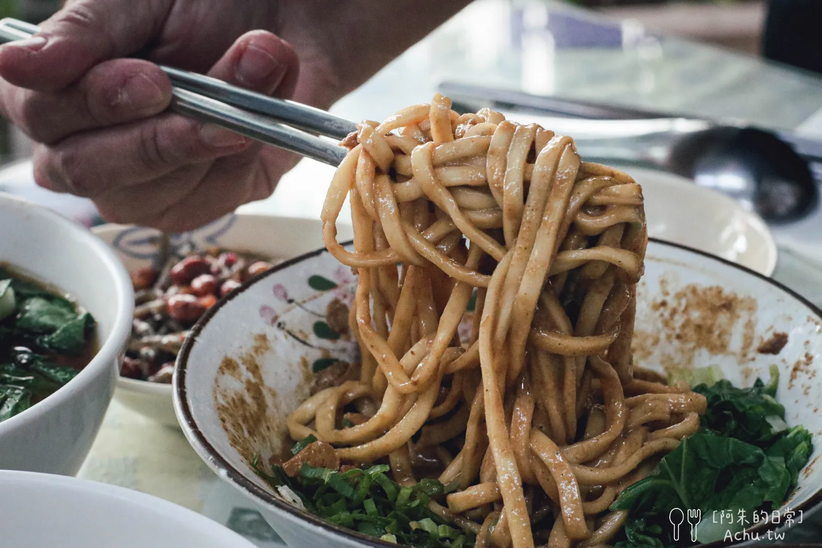 高棚滿座牛肉麵