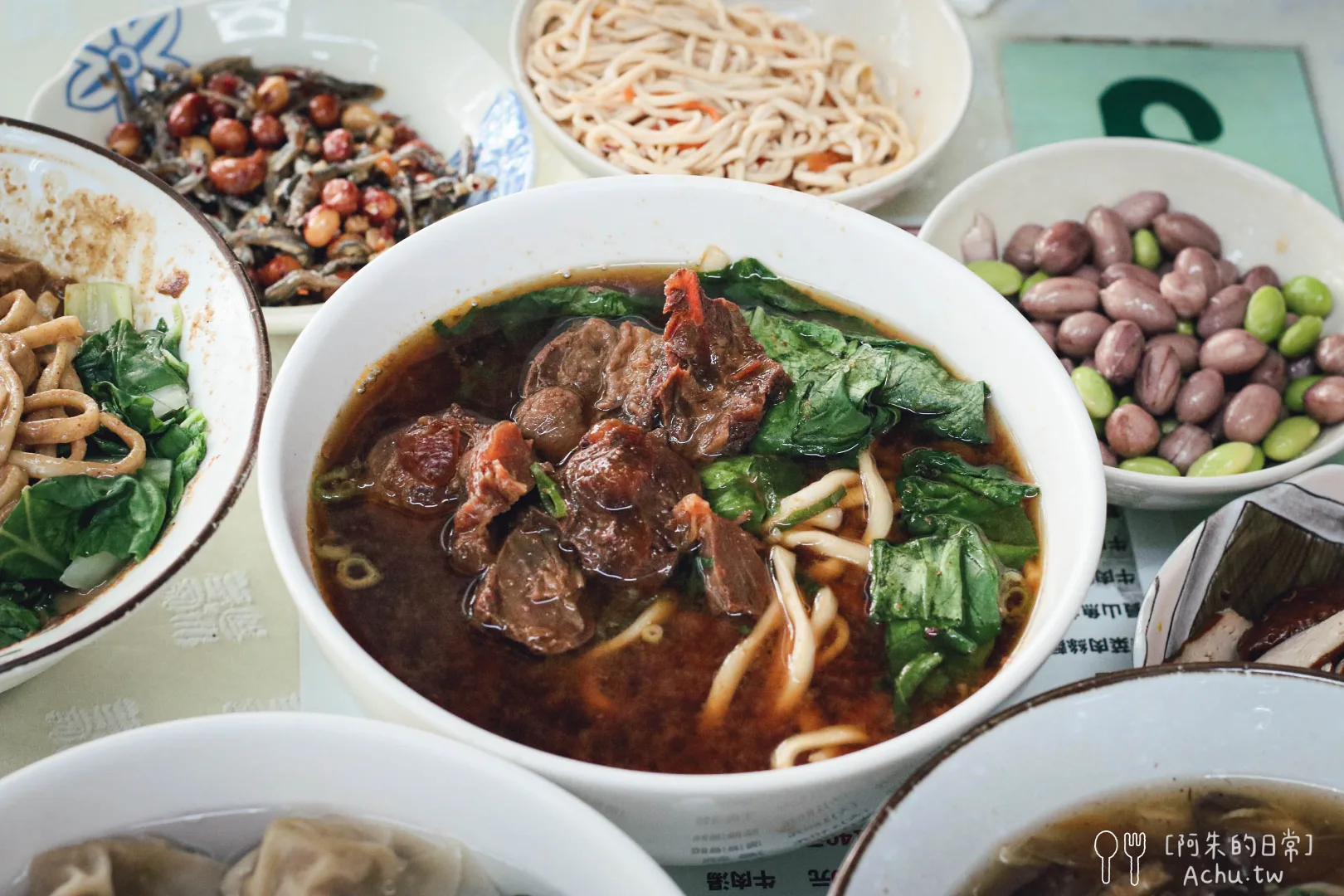 高棚滿座牛肉麵
