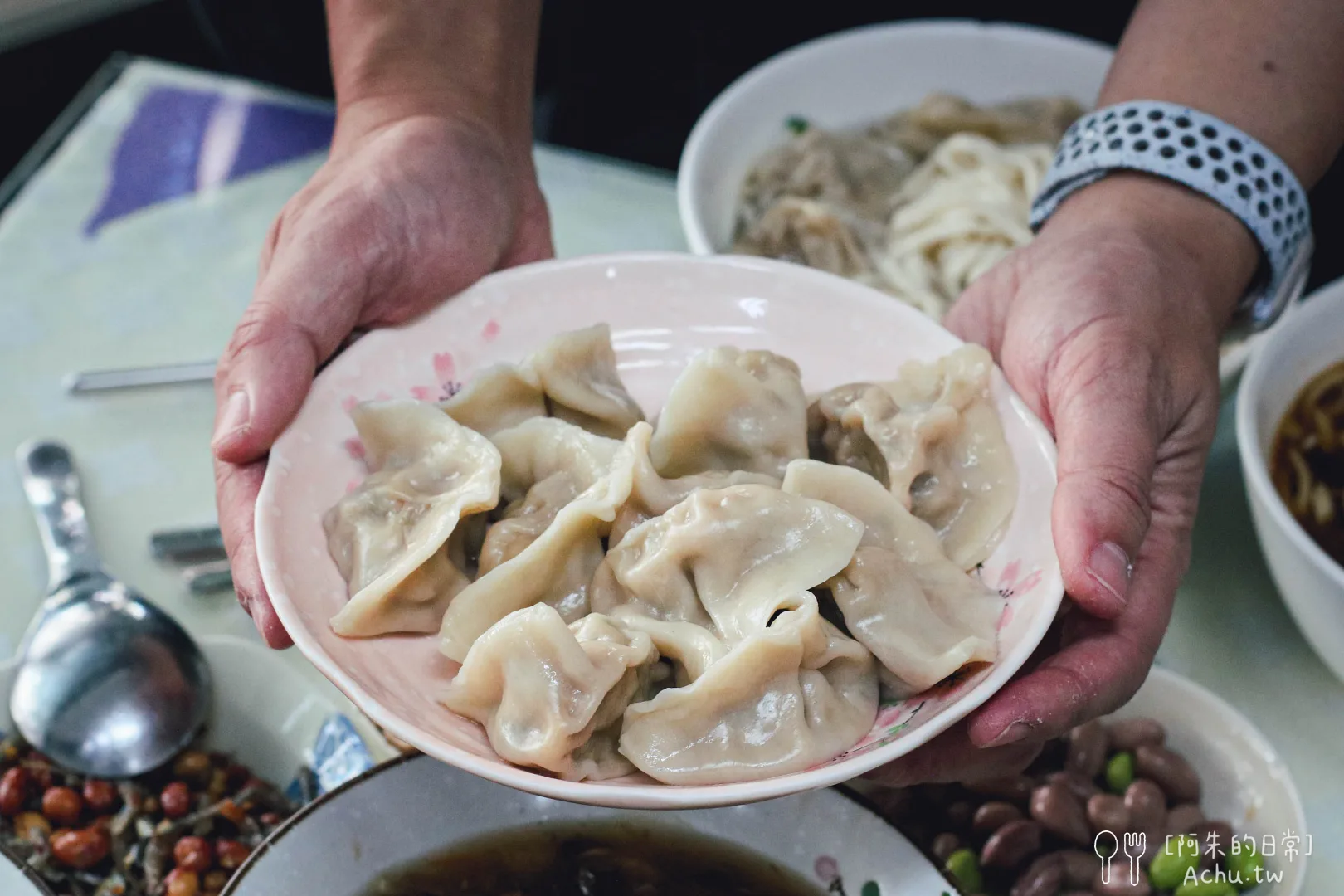 高棚滿座牛肉麵