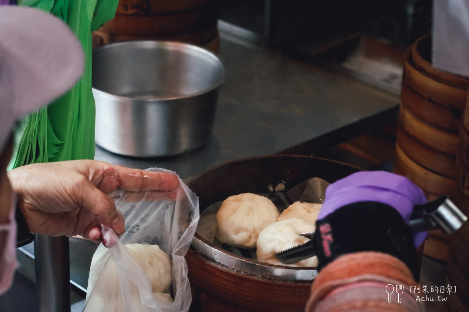信義公園旁水煎包
