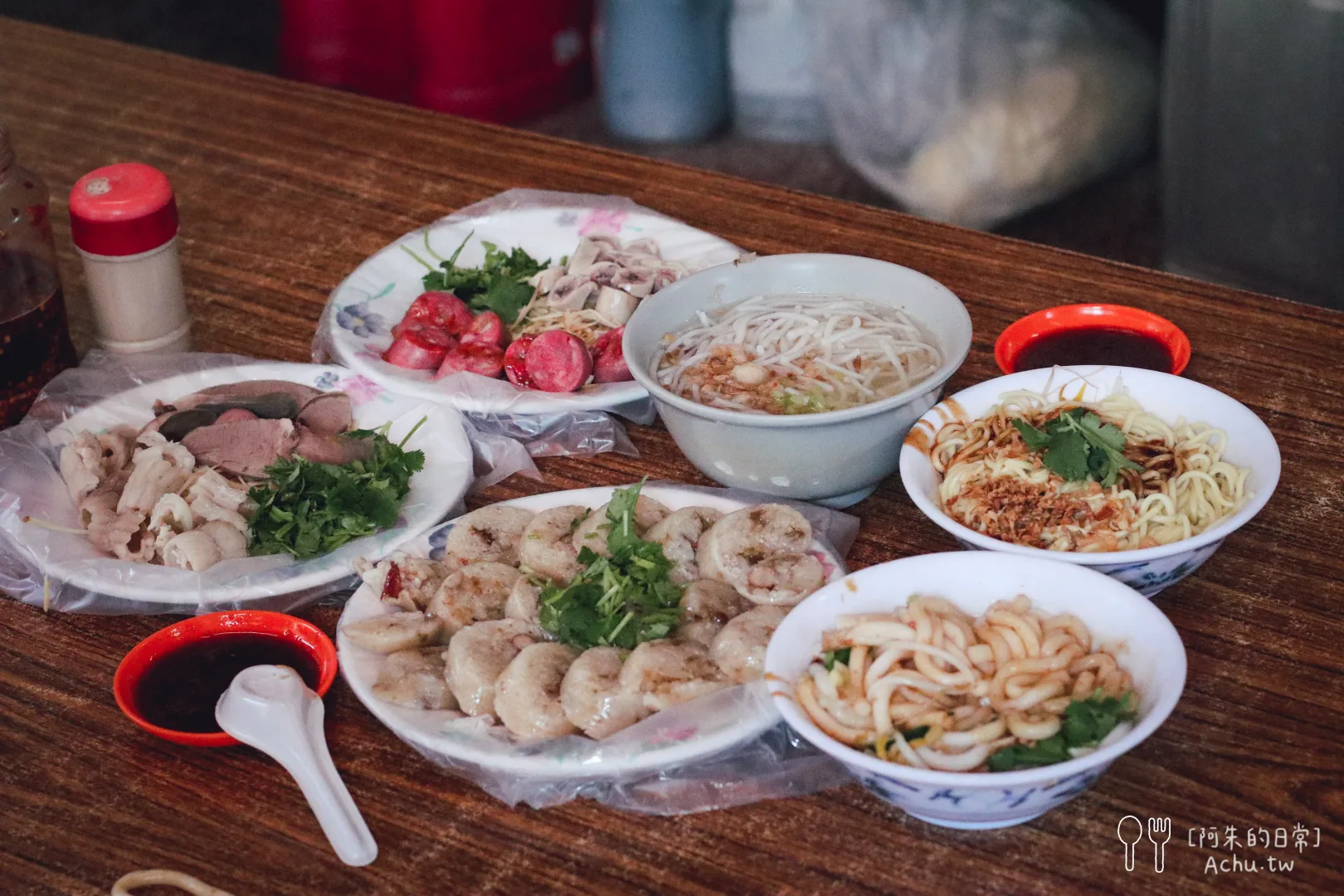 網站近期文章：【三重美食】麗紅米粉湯｜傳承八十年的大骨湯頭與手工糯米腸，大同南路市場的人氣老店