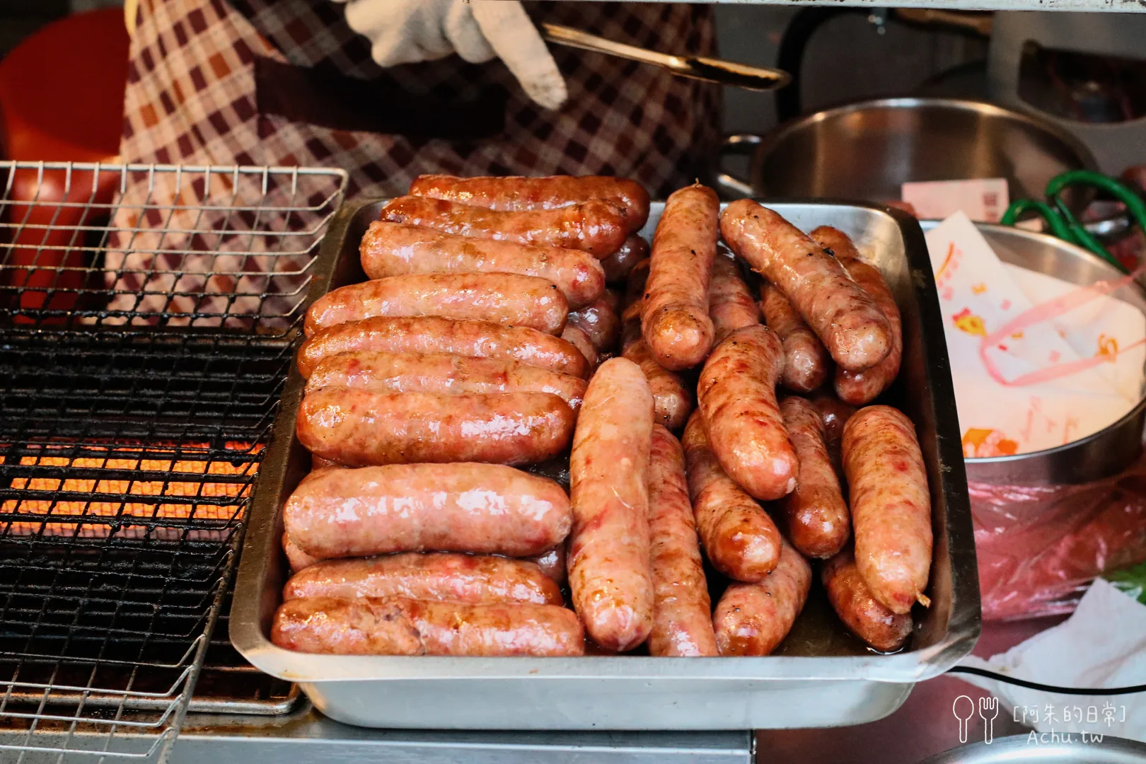 和平街無名高粱香腸