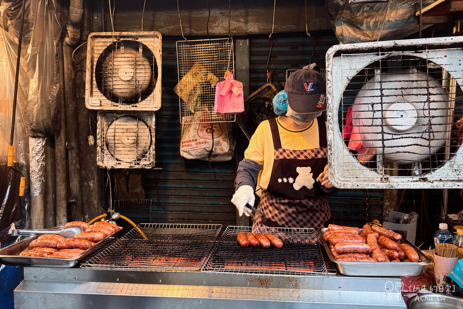 和平街無名高粱香腸