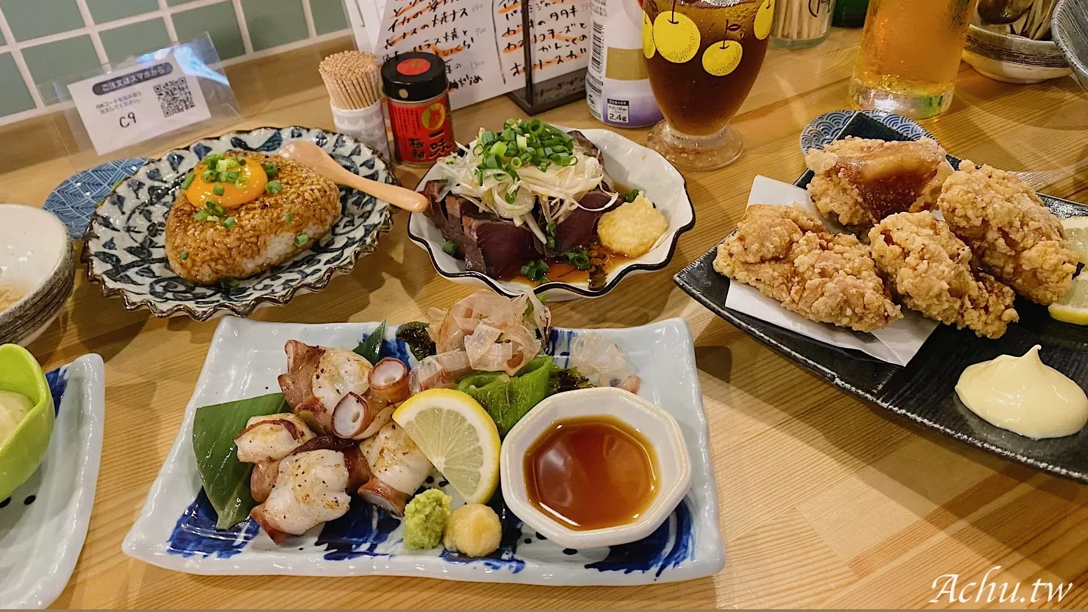 即時熱門文章：【北海道美食】雨やどり，千歲市區的居酒屋烤飯糰超好吃！ (菜單)